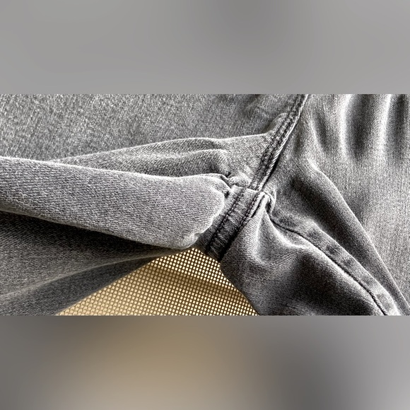 Well Worn Gloria Vanderbilt Sz-16/18 Petite Stylish Black Jeans w/Great Stretch🖤 - Picture 8 of 16